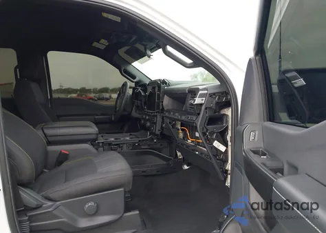 2024 Ford F-150 Stx из США, поврежденный, VIN 1FTEW2LP6RKF40625